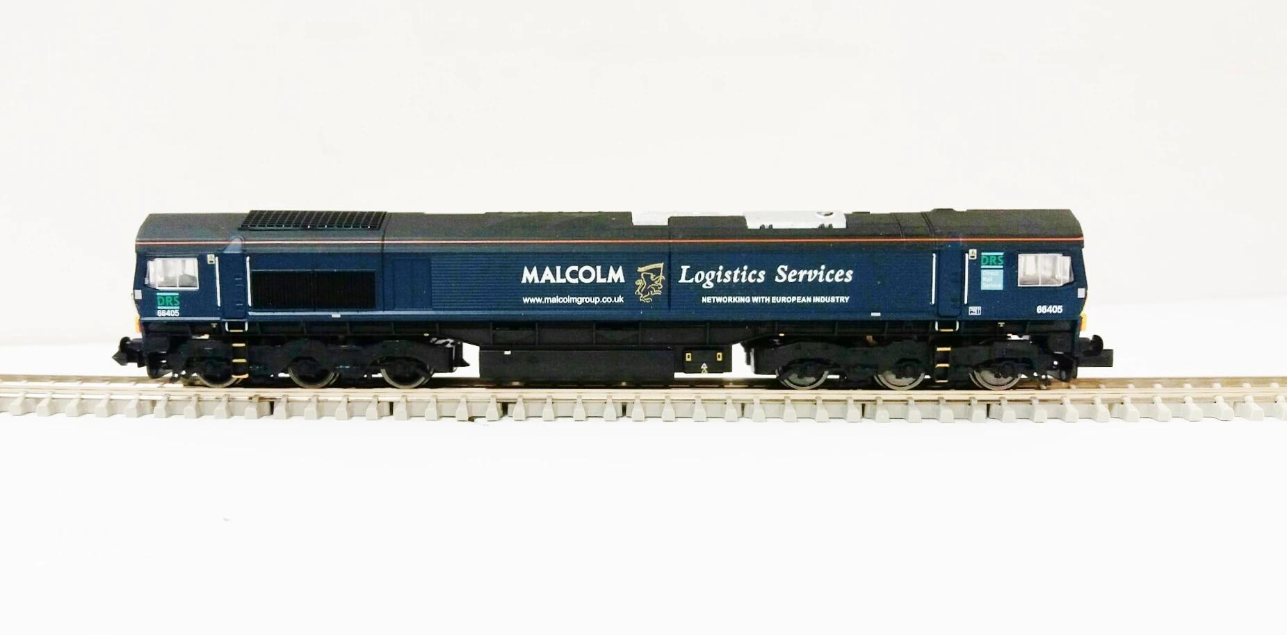 Dapol 2D-007-015 Class 66 DRS Malcolms - Image 2