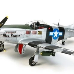 Tamiya 60323 North American P-51D/K Mustang