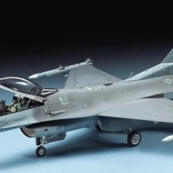 Tamiya 60786 F-16®CJ Fighting Falcon